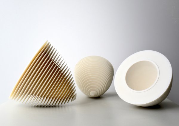 Nicholas-Lees-3-Floating-Bowls-e1566391137738